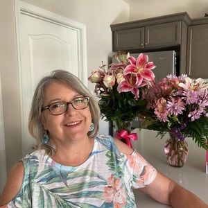 Meet your Posher, Teri